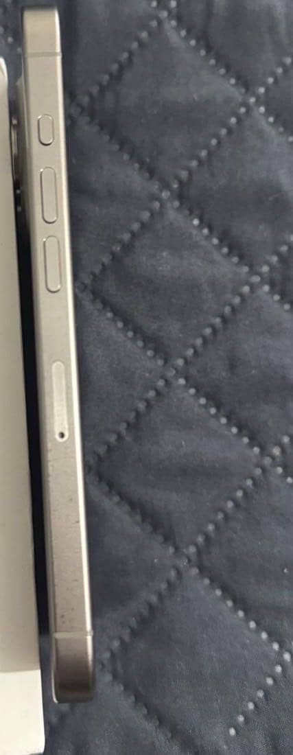 Iphone 15 pro 3