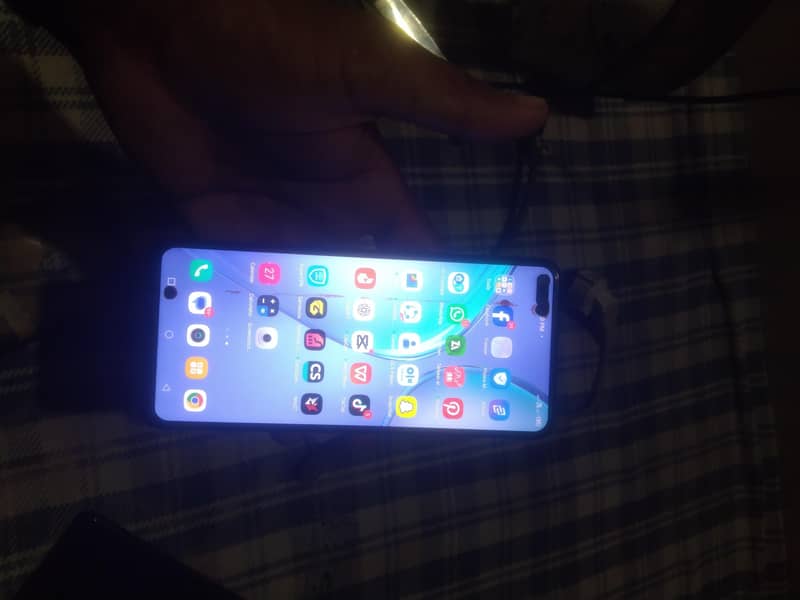Infinix Zero 8 1