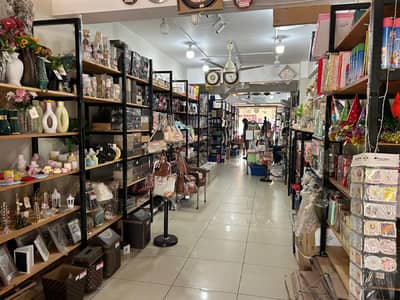 SHOP FOR RENT