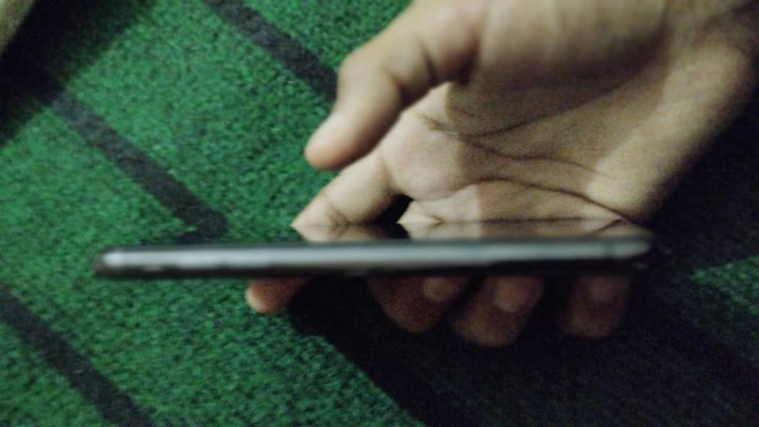 Apple iPhone X 2
