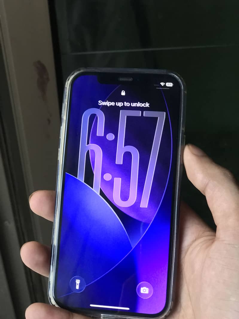 Apple iPhone 12 2