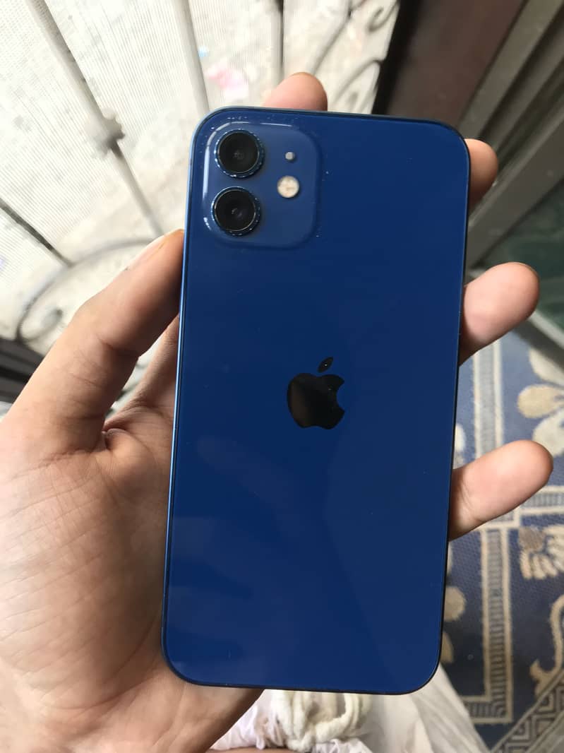 Apple iPhone 12 3