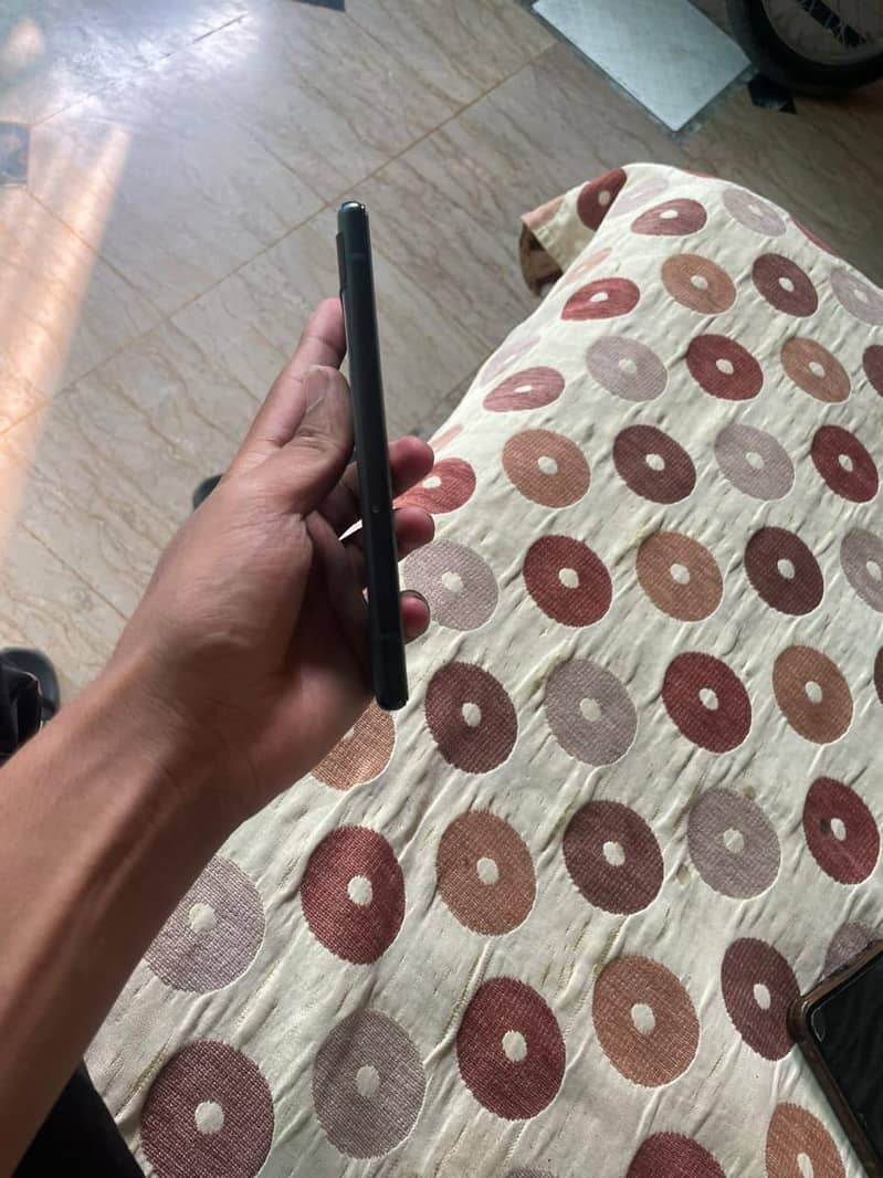 Google Pixel 6a 1