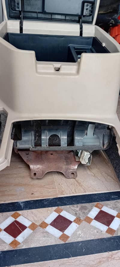 Land cruiser car box