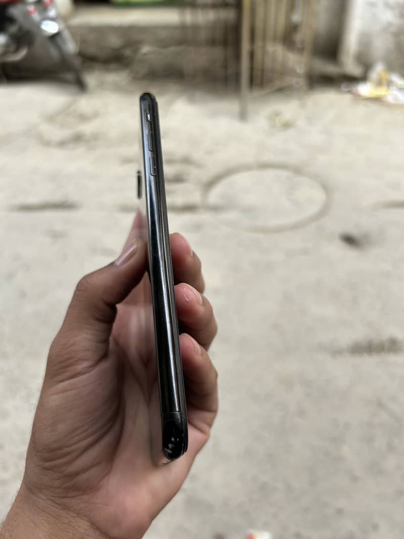 Apple iPhone 7 Plus 3