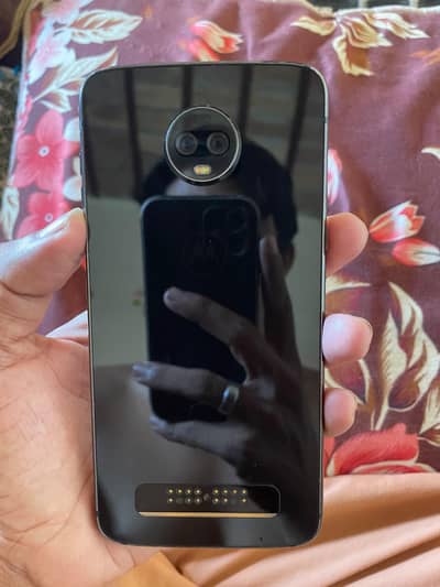 Motorola Moto Z3 pubg kinh