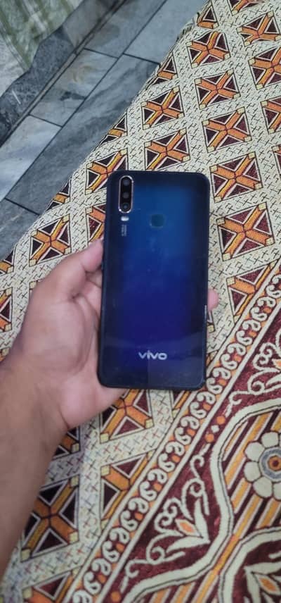 Vivo y17 8gb 256gb good condition only mobile
