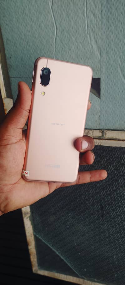 Sharp Aquos Sense 3 basic