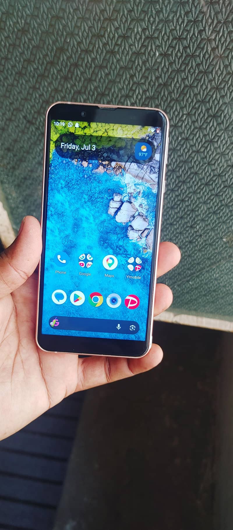 Sharp Aquos Sense 3 basic 6