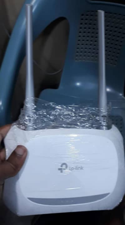 Tp link router Quantity Available