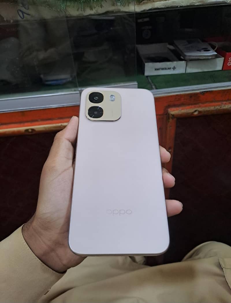 OPPO A6 4