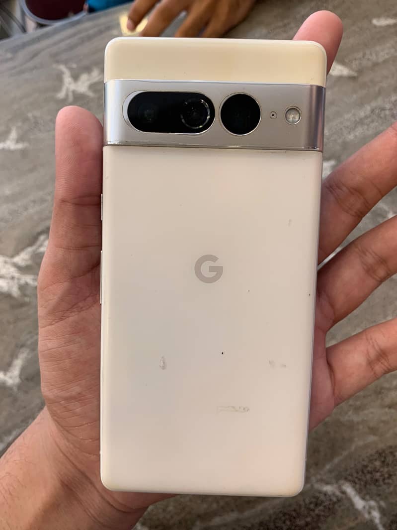 Google Pixel 7 Pro 4