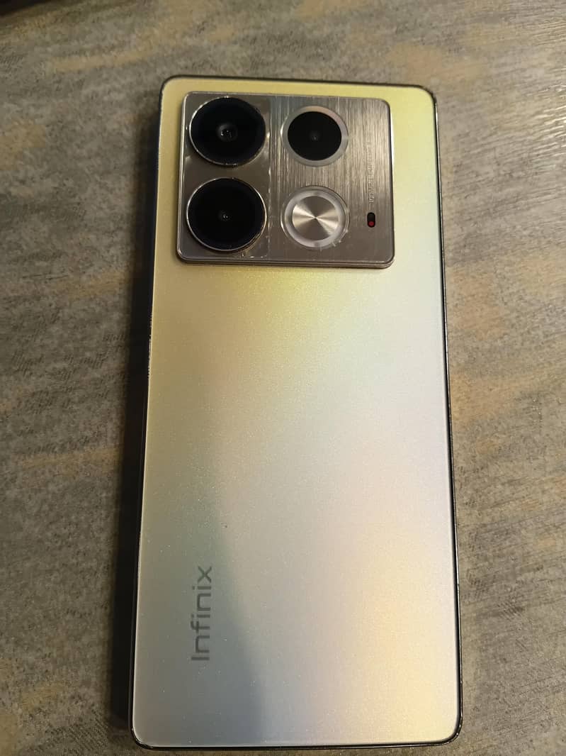 Infinix Note 40 1