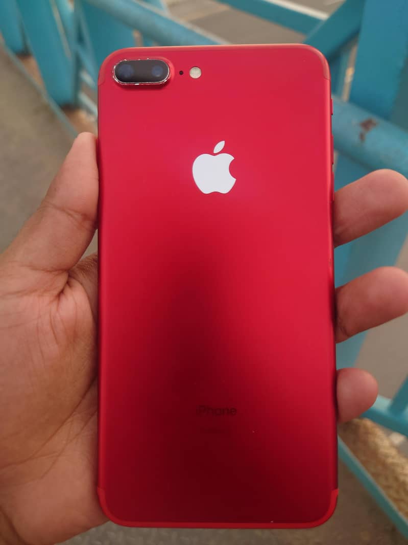 Apple iPhone 7 Plus 1