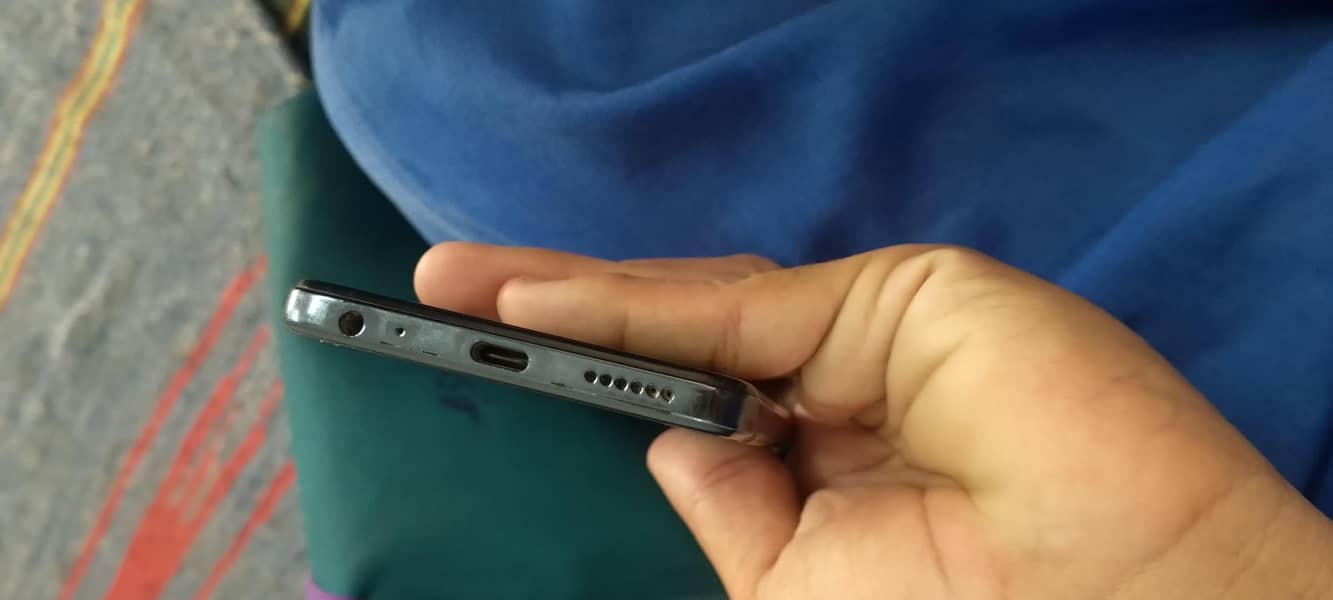 Tecno Spark 10C 3