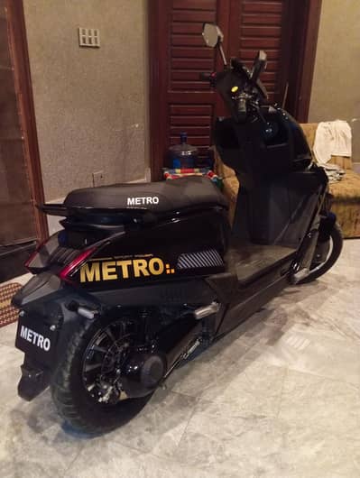 Brand New Metro Matrix Scotty Available in Wapda Town ,Lahore.