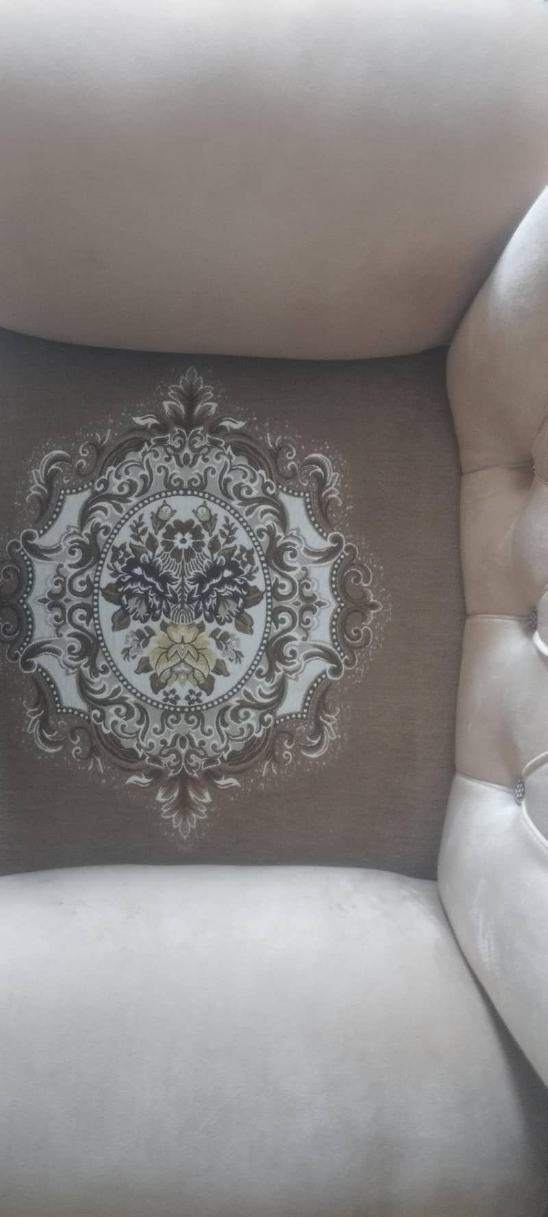 Sofa set 0