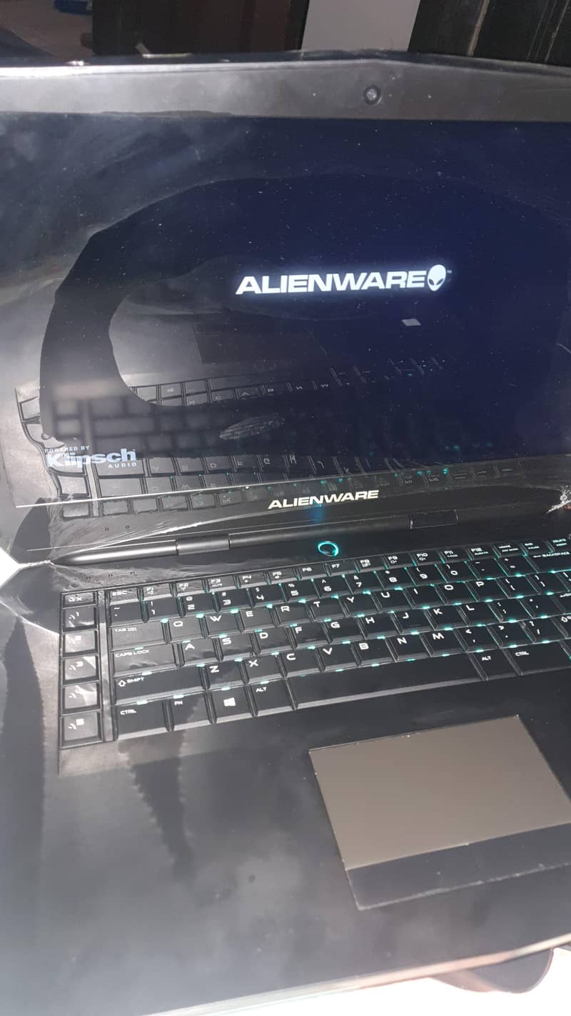 Alienware 15 R2 1