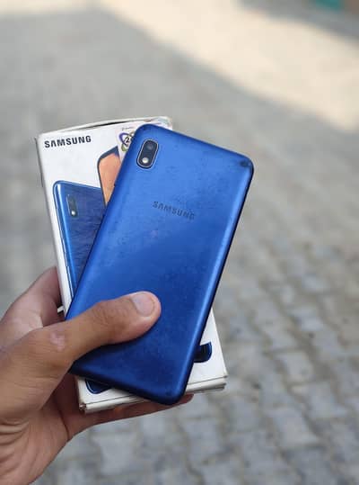 Samsung Mobile A10 With box charger 3 32 gb storage
