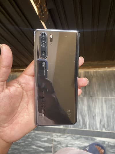 Huawei P30 Pro 8/128 50x zoom clear camera