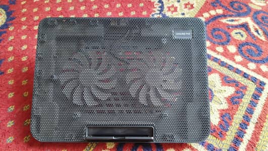 Laptop cooling pad