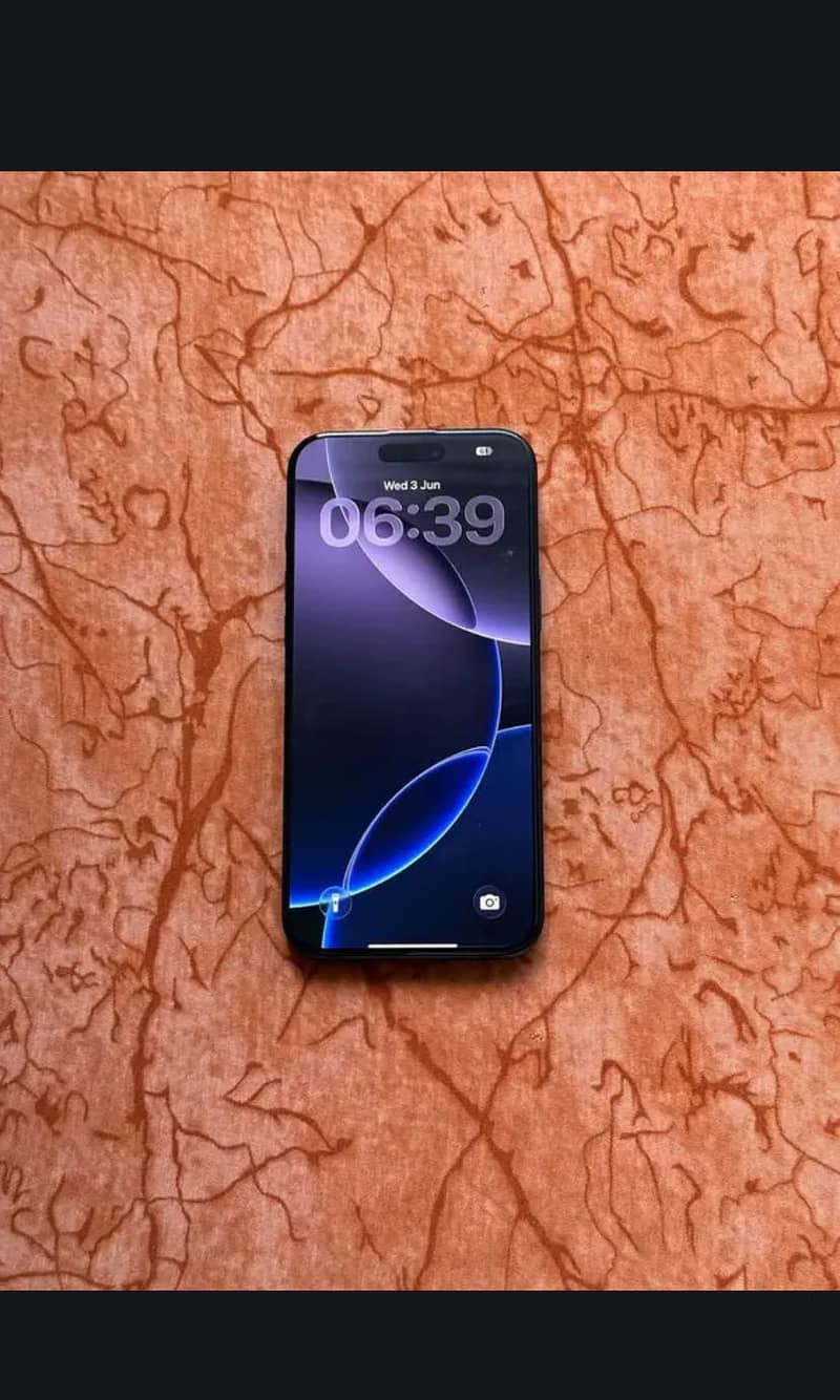 iPhone 16 Pro Max 3
