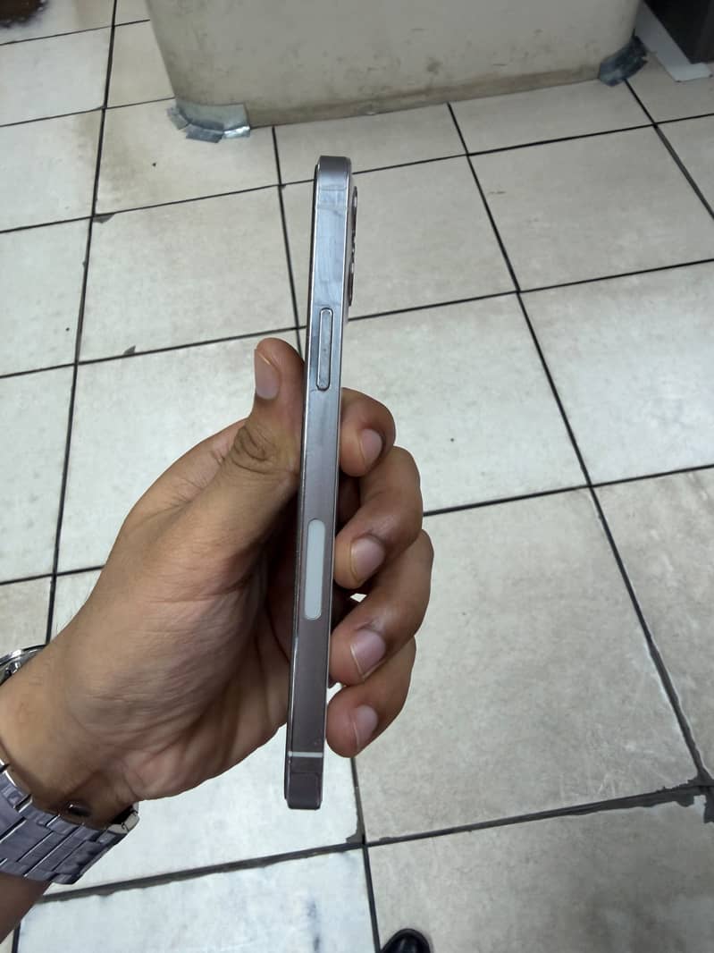 Apple iPhone 12 Pro 1