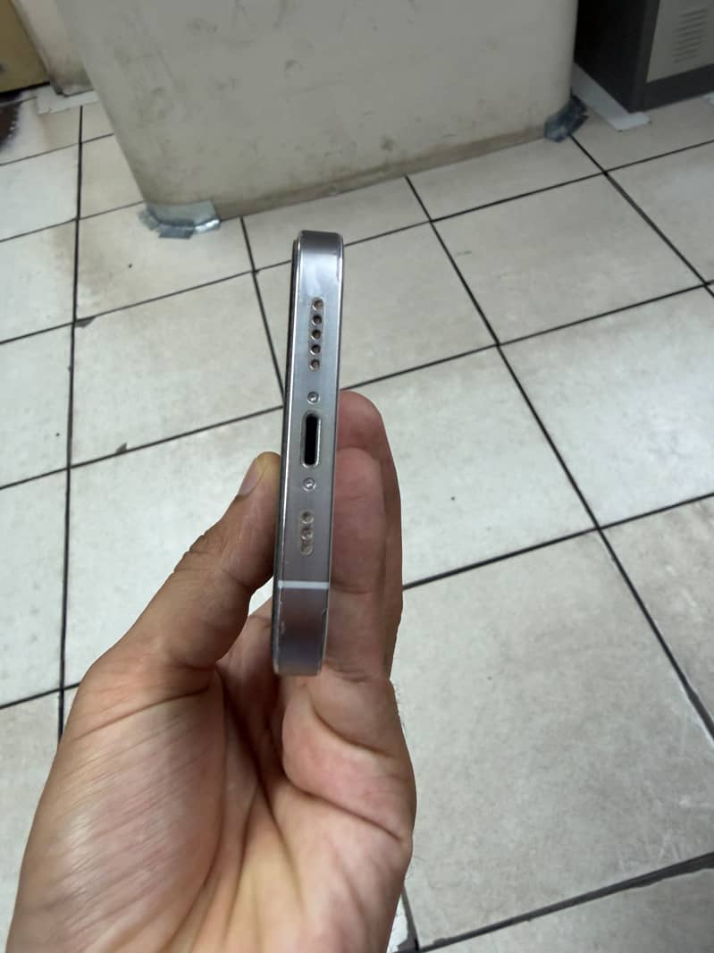 Apple iPhone 12 Pro 3