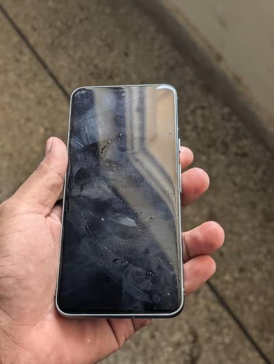 Google Pixel 8 official approved.