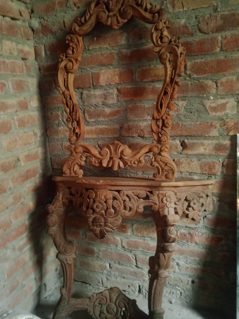 Dressing table 0