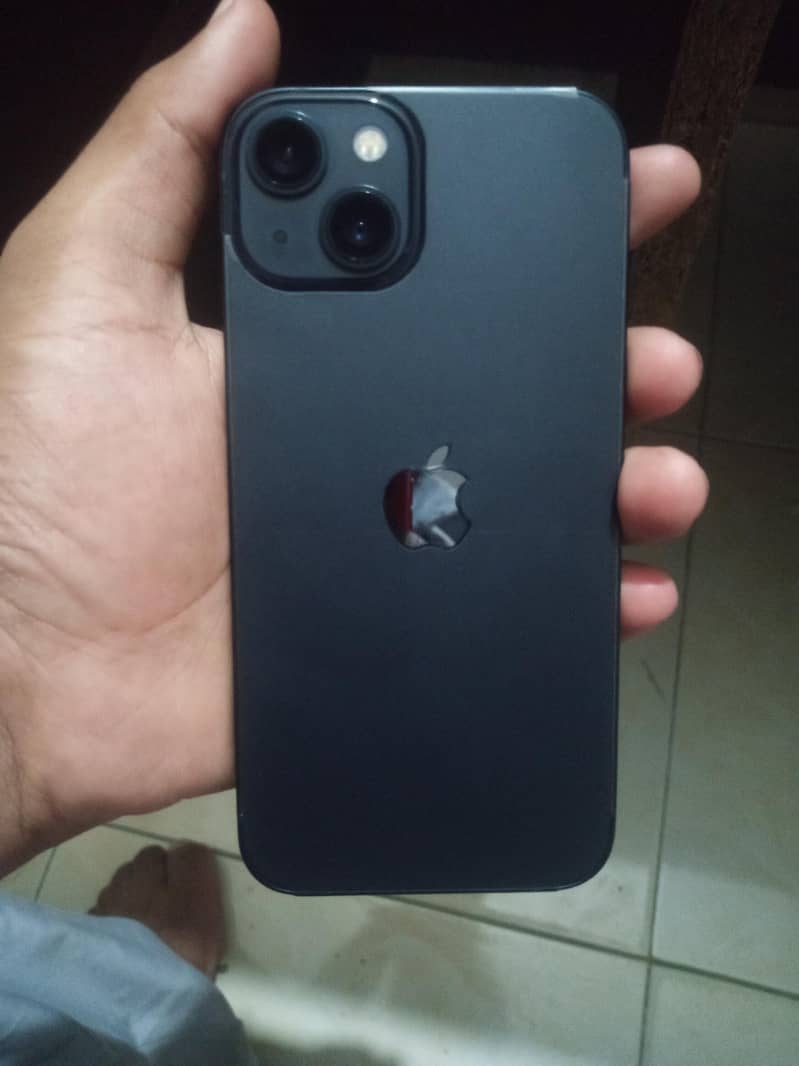 Apple iPhone 13 0