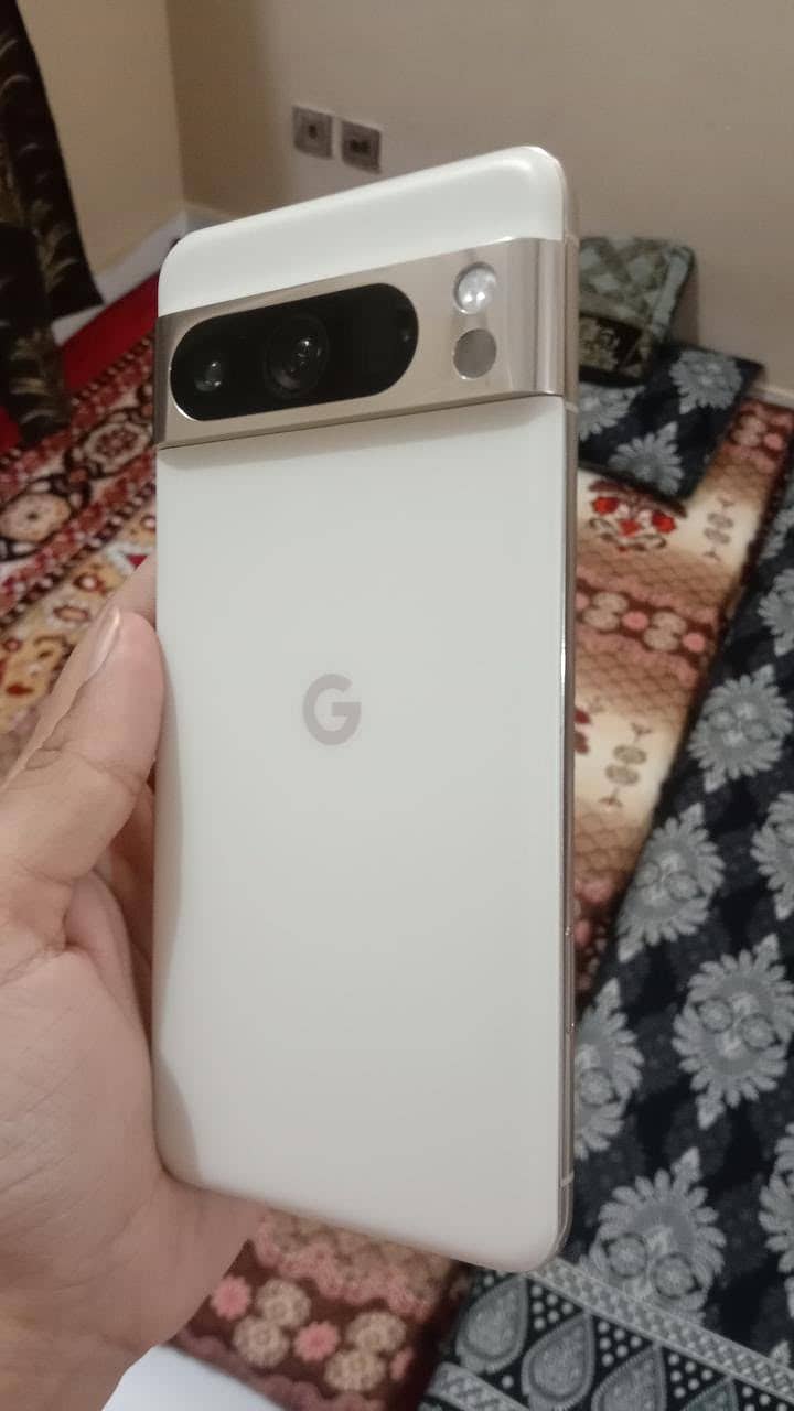 Google Pixel 8 Pro 5