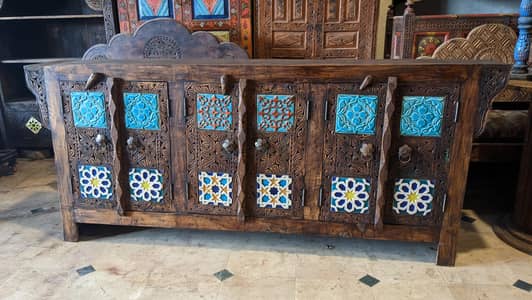 6feet long Swati cabinet