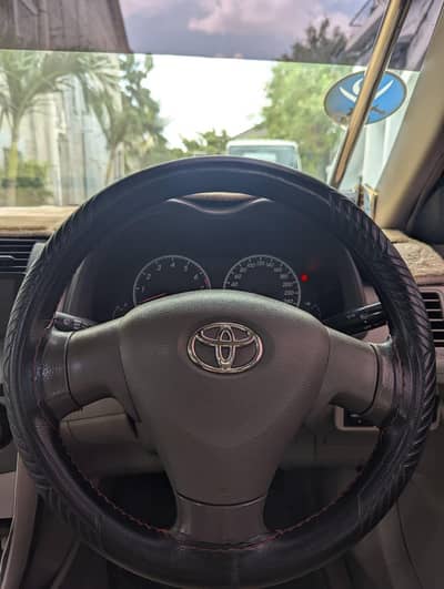 Toyota Corolla GLI 2011