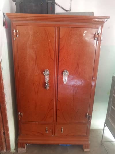 full size almari good condition