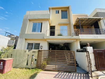 5 MARLA SLIGHTLY USED GOOD CONDITION HOUSE FOR SALE IN BAHRIA TOWN PAHSE 8