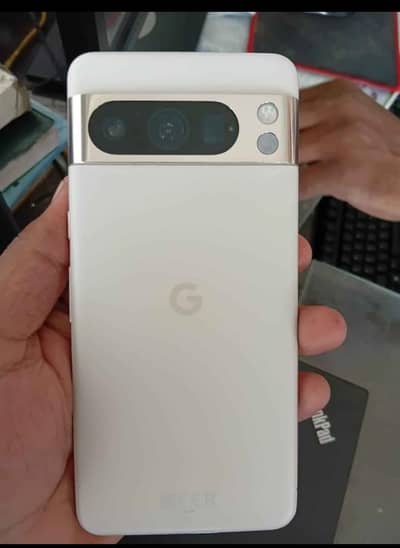 Google Pixel 8 Pro