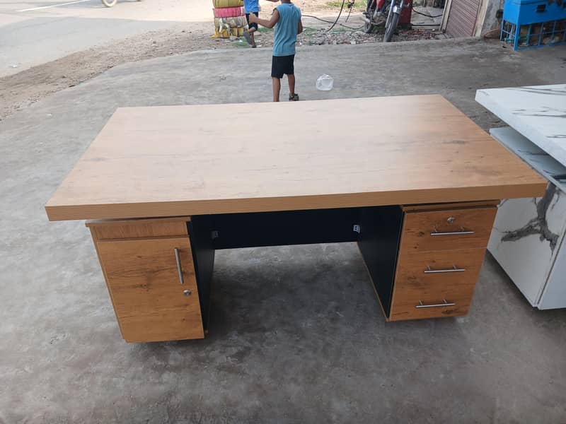 exactive Table available now 1