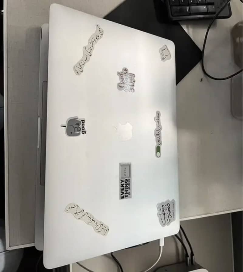 MacBook Pro 2017 0