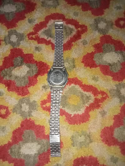 casio watch+skeleton watch by one get one free jis bhi ko chiya rabta
