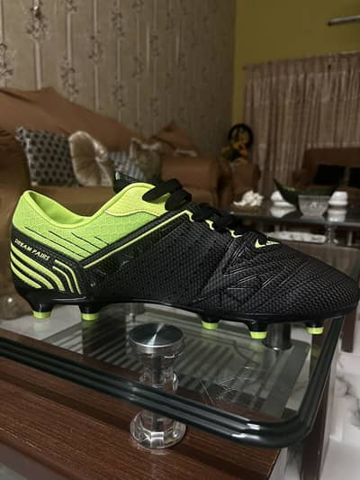 Brand New Imported Football Cleats/ Toes. Size UK 8.5 EUR 43