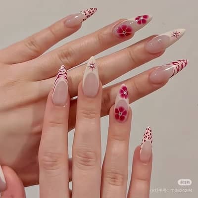  We’re Hiring | Nail Artist & Nail Technician Trainee