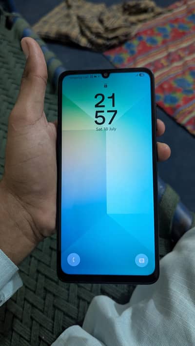 Samsung Mobile A06