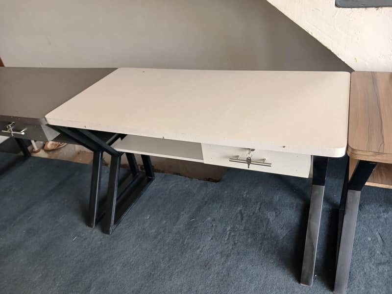 laptop table 2