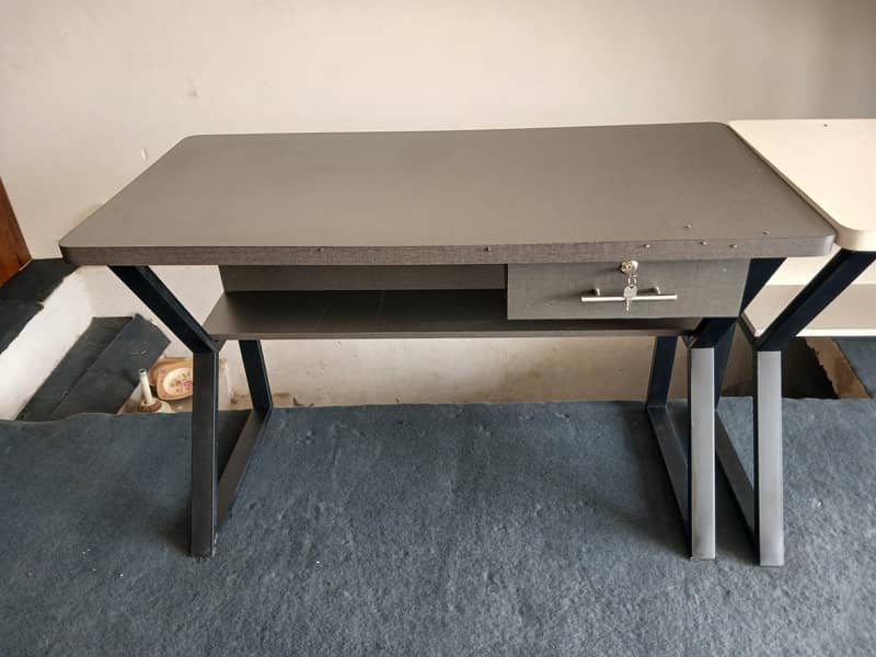 laptop table 3