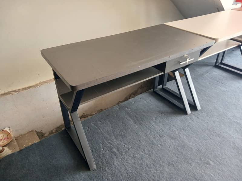 laptop table 4
