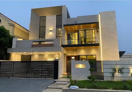 G-13 50x90 Kanal Luxury House Available