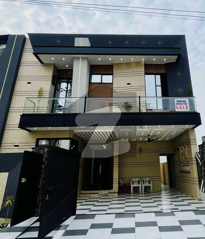 10 Marla Modern Designer House in LDA Avenue 1 For Sale