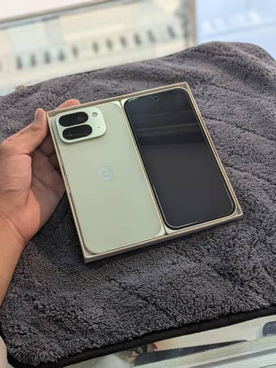 Google pixel 10 Pro Fold 12/256 Non pta non Active full Box 10/10
