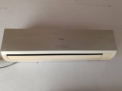 Haier AC 1.5 Ton in good condition